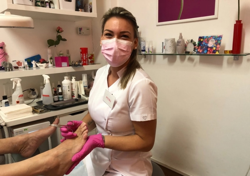 Od jara pro vás chystáme novou službu: Přístrojová pedikúra – Petra Teclová